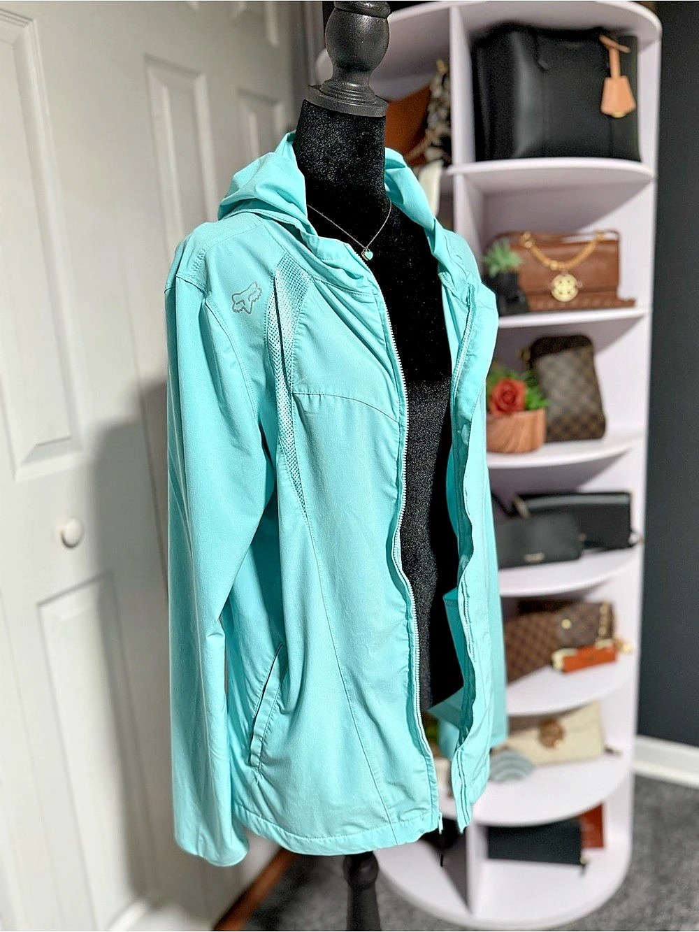 Fox Hooded Active Jacket in Blue XL Like New